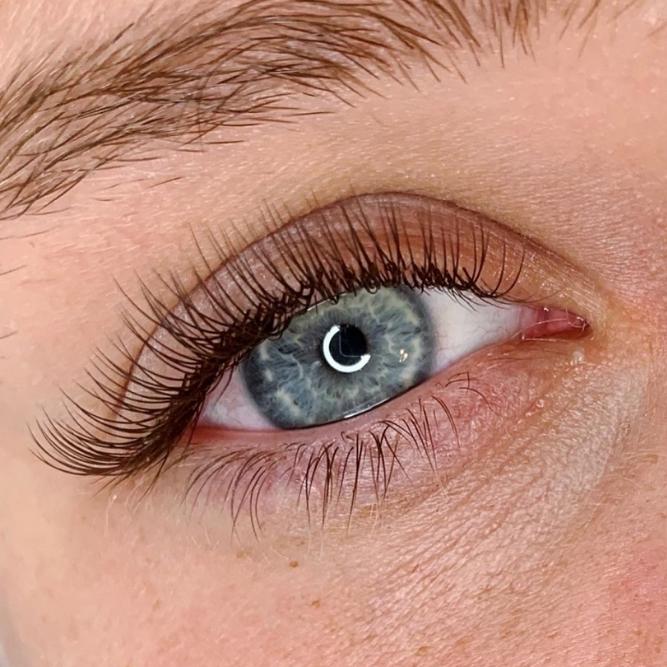 Eyelash Classic Extension - Full Set