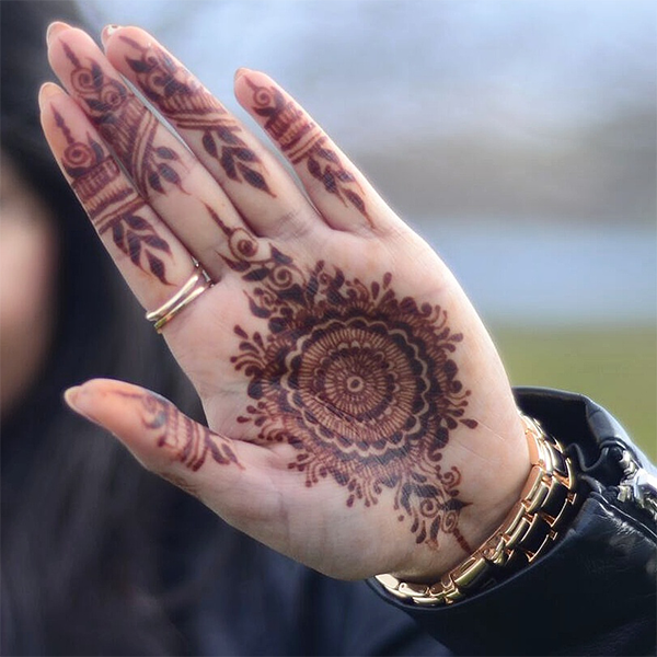 Henna Both Hands Front Side