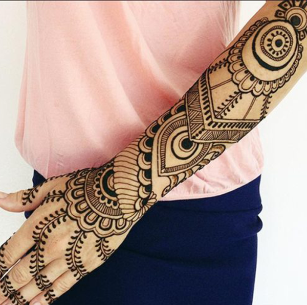 Henna Both Hands Up To Elbow